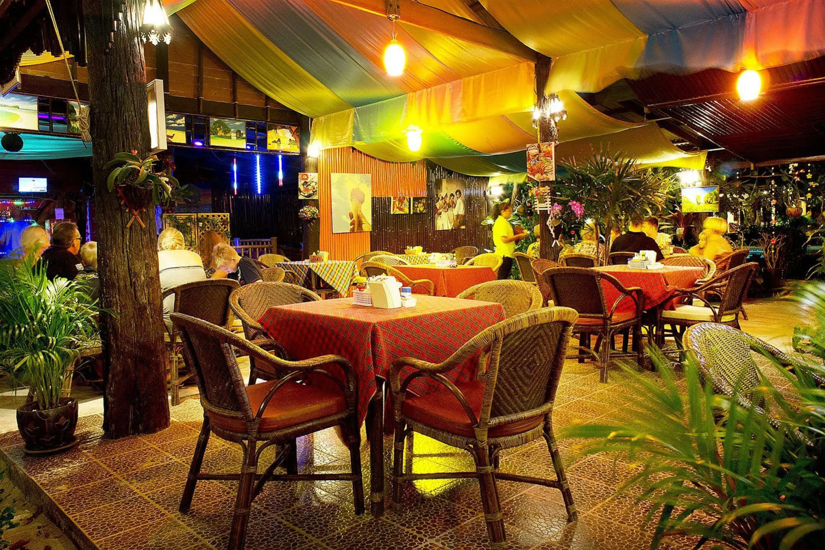 Lanta Pavilion Resort