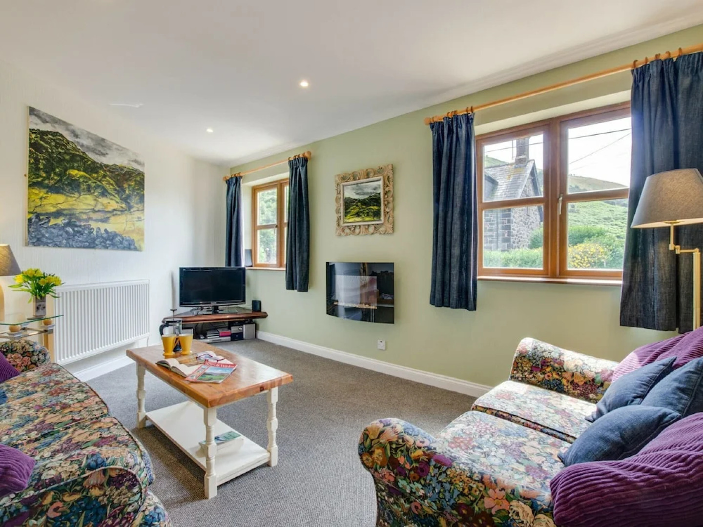 Luxurious Holiday Home in Abergwyngregyn in National Park