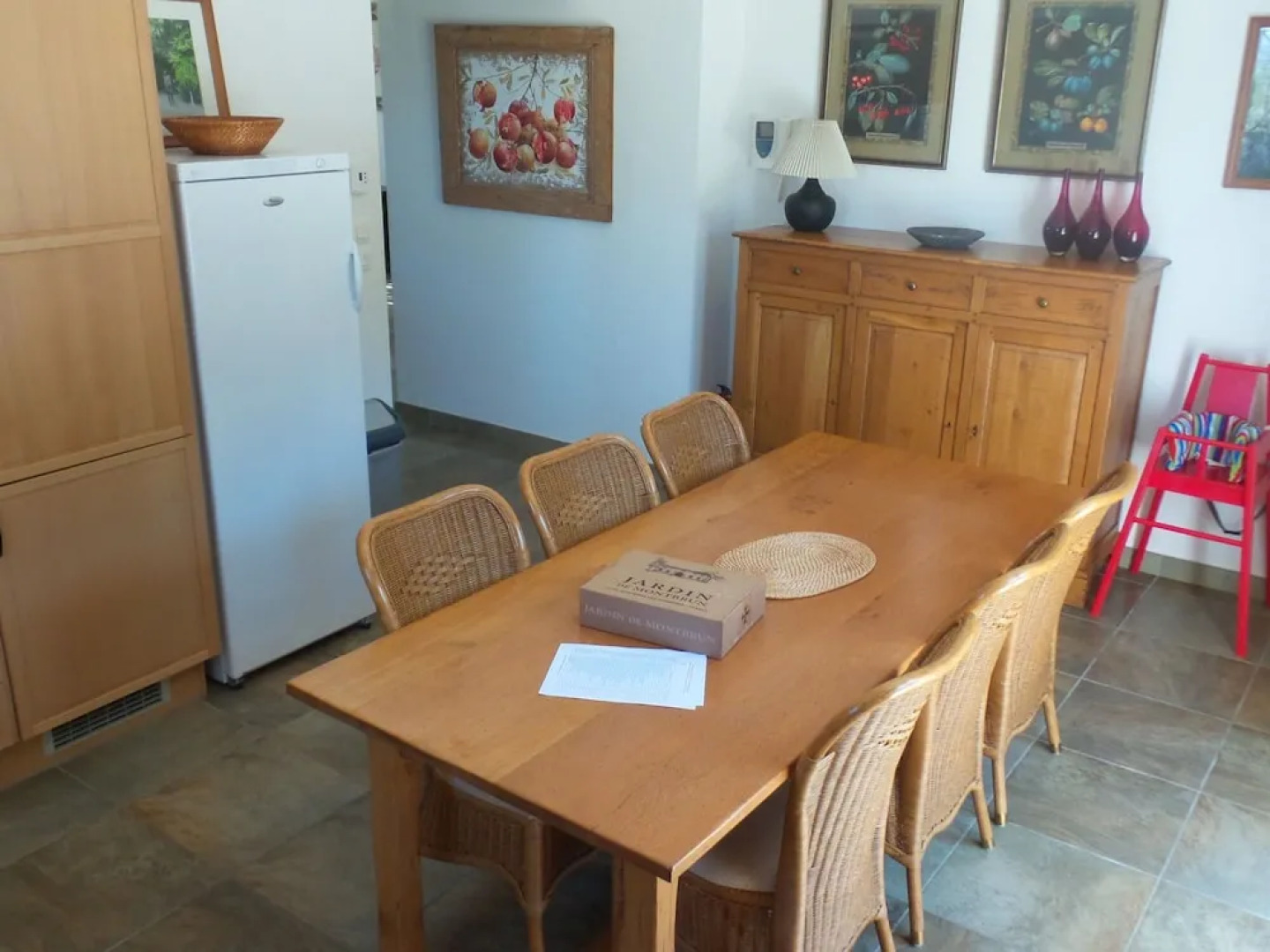 Cosy Villa in Montbrun-des-corbieres With Jacuzzi