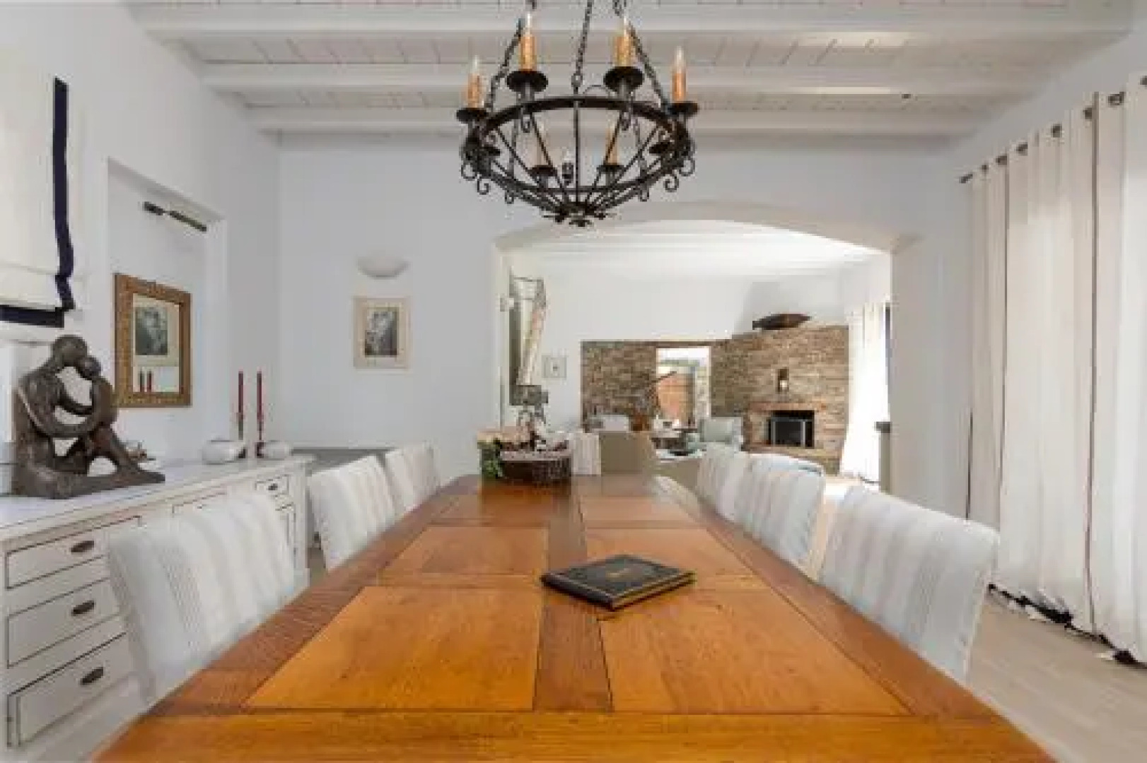 Blueros Luxury Villa