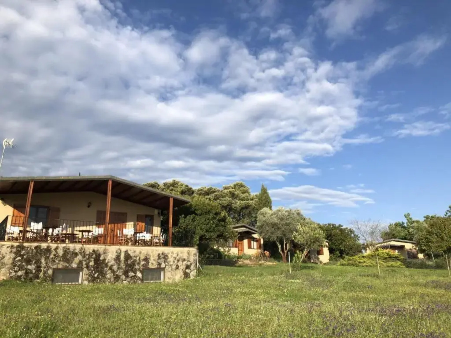 La Cerca Del Alcornoque