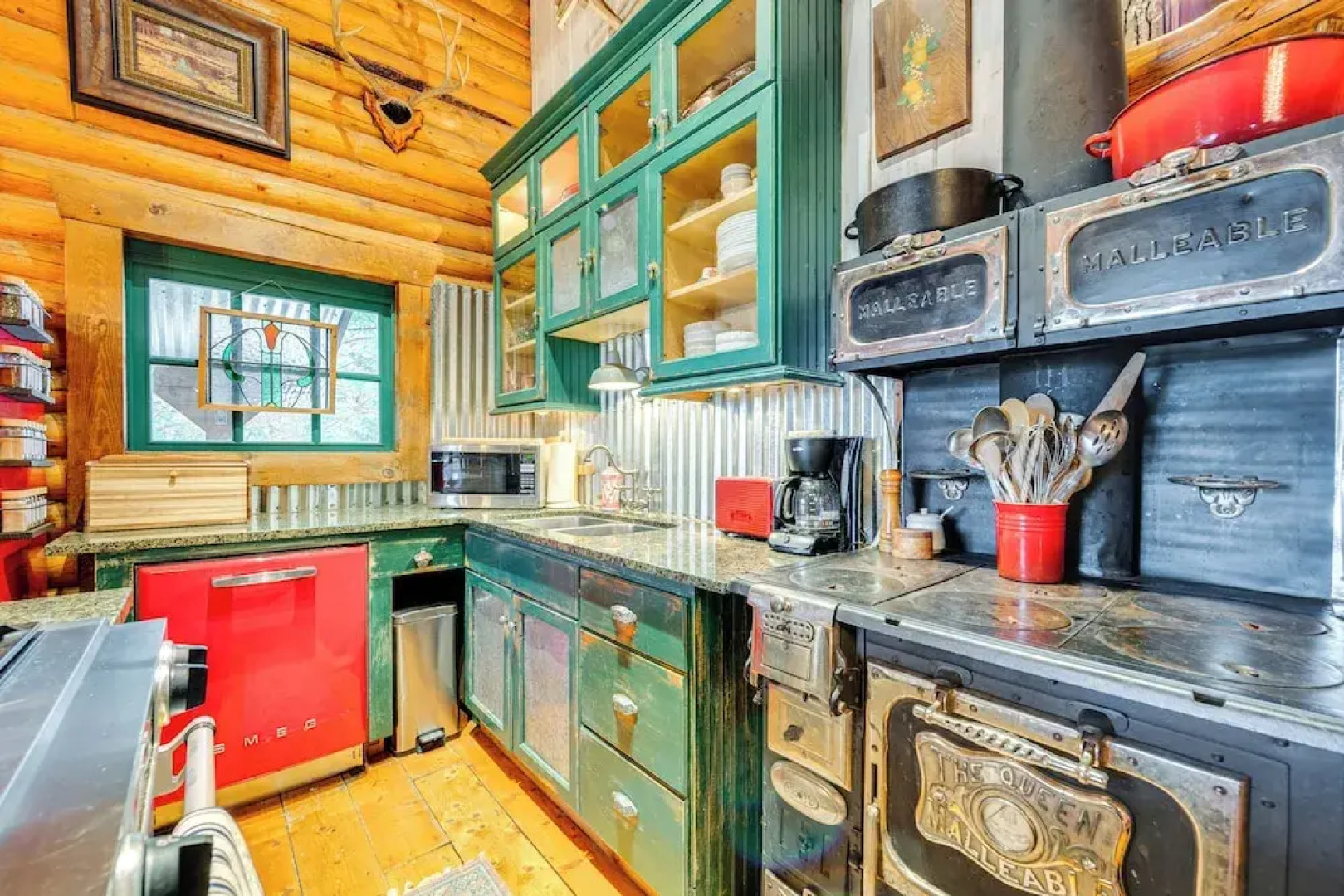 ~ 13 Mi to Main St: Park City Cabin w/ Mtn Views!