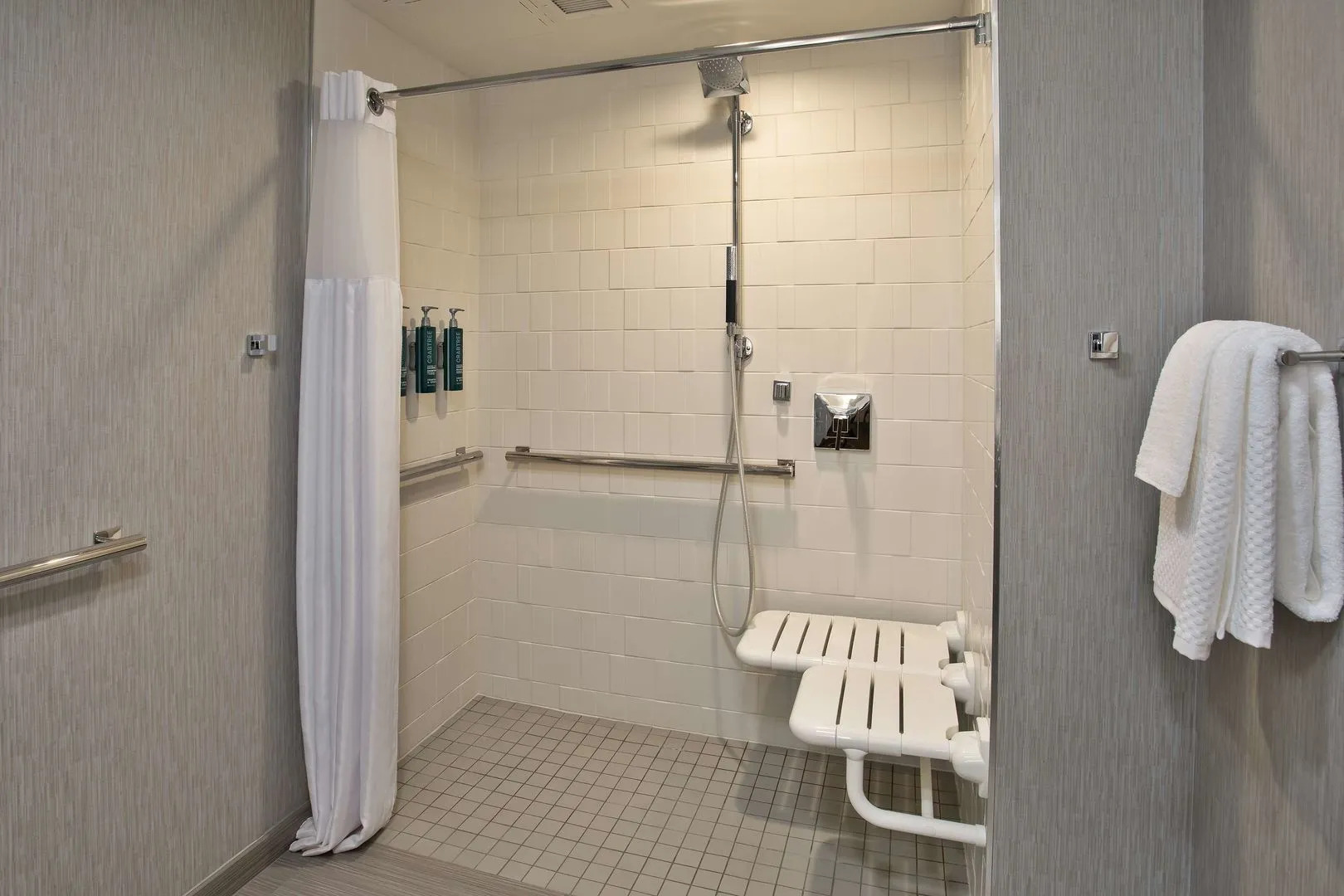 DoubleTree by Hilton Lansing