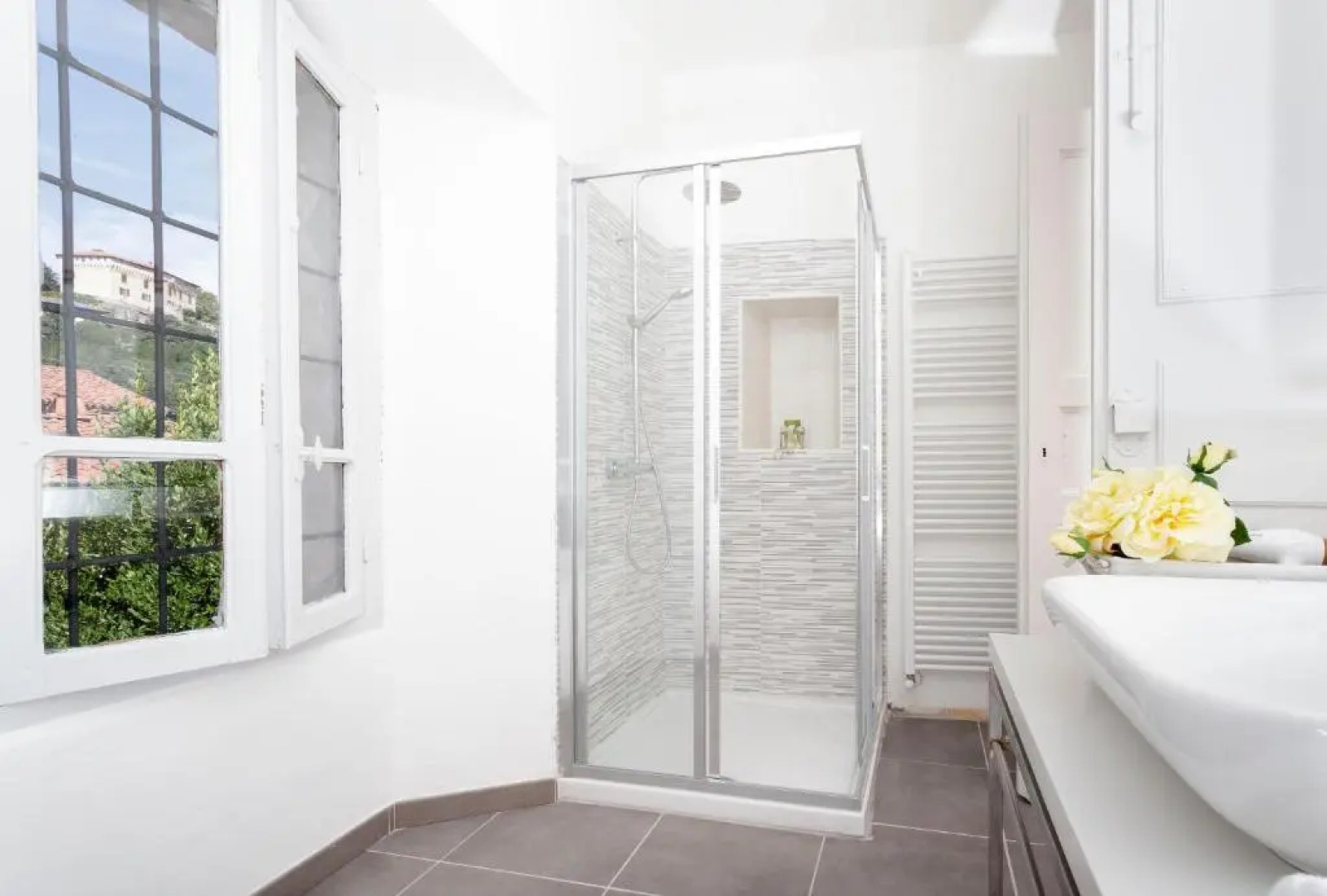 Rose Suite Apartments