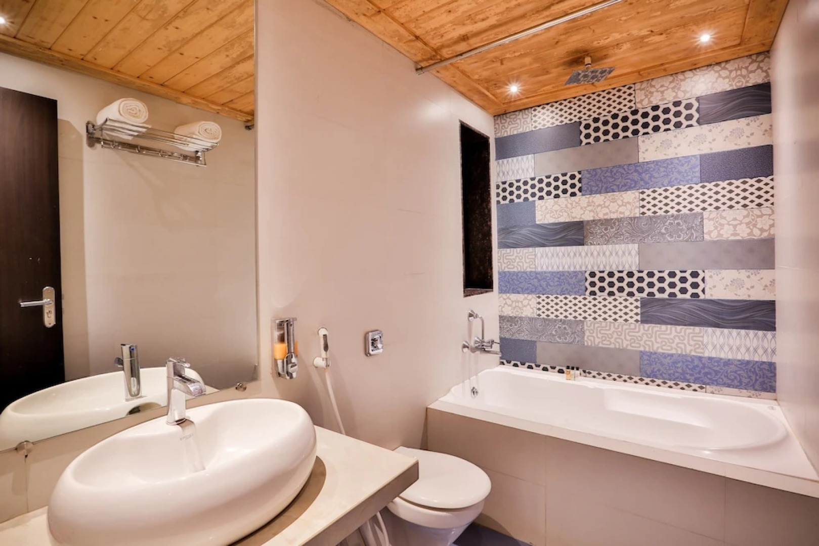 Cloud 9 Hills Resort