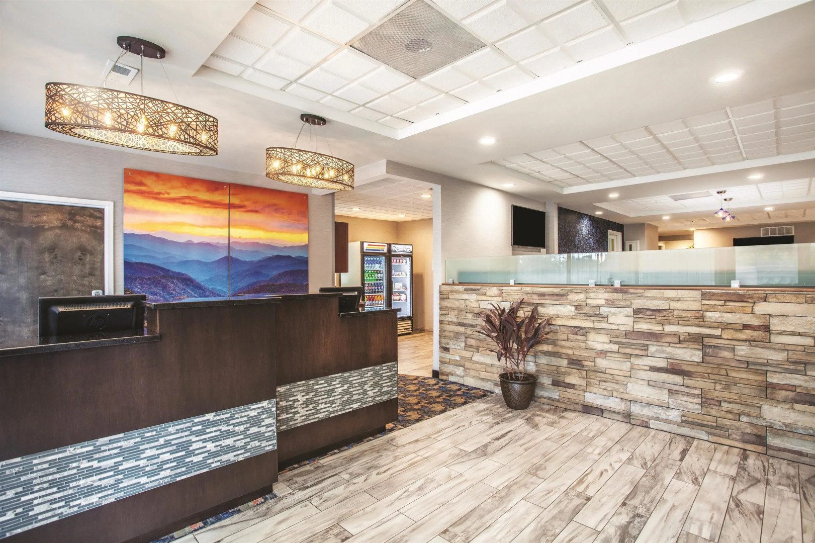 Clarion Pointe Charlottesville