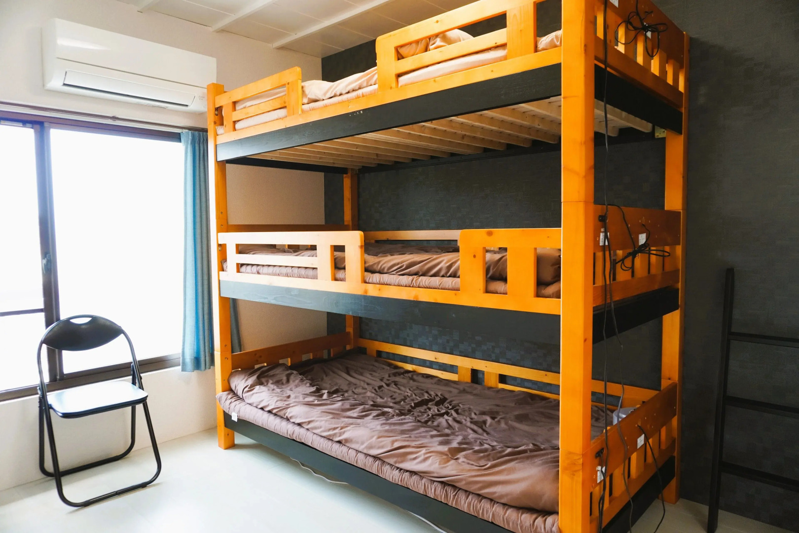 Guest House Ioly Osaka - Hostel