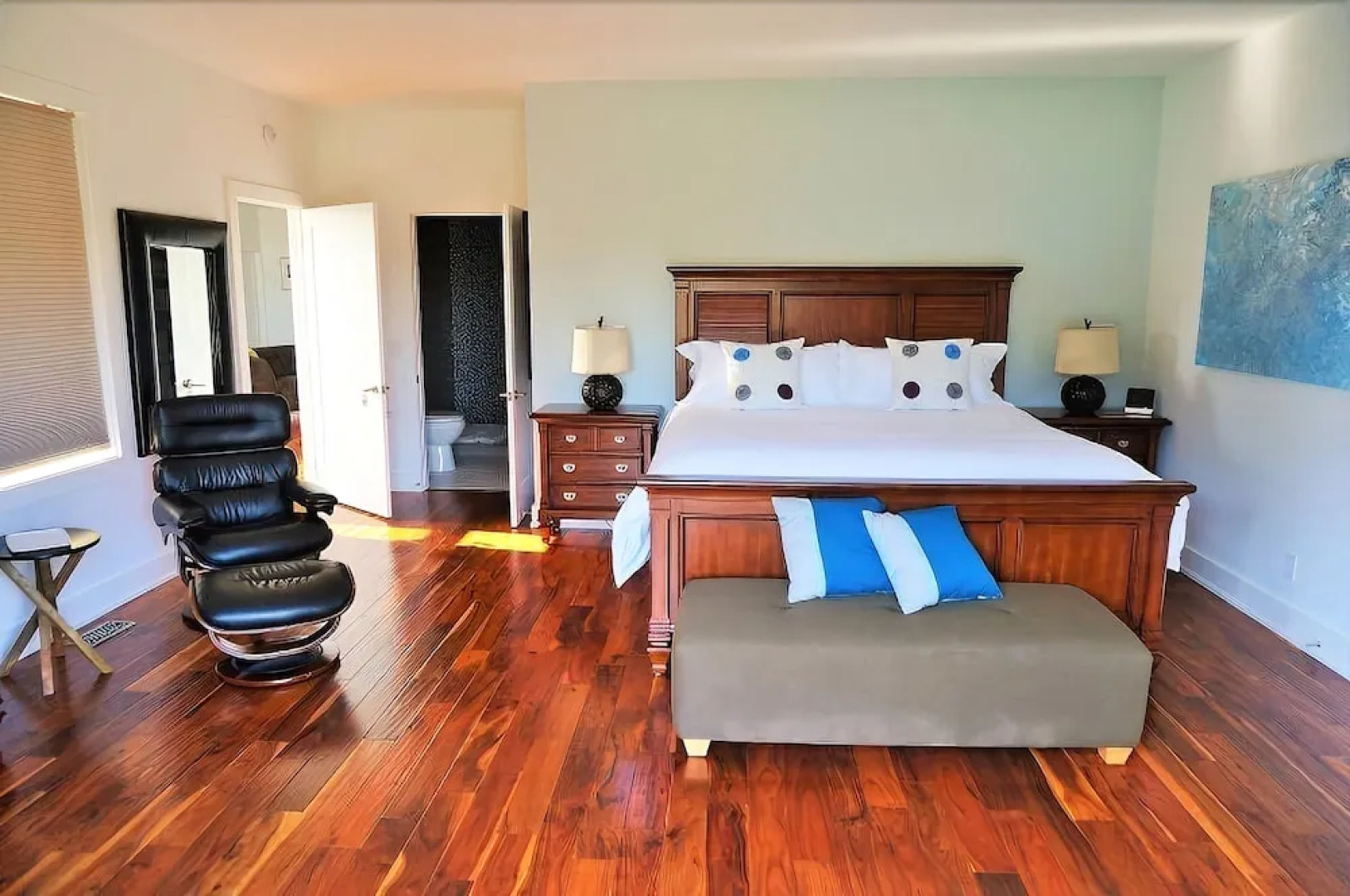 On the 6 Bed and Breakfast