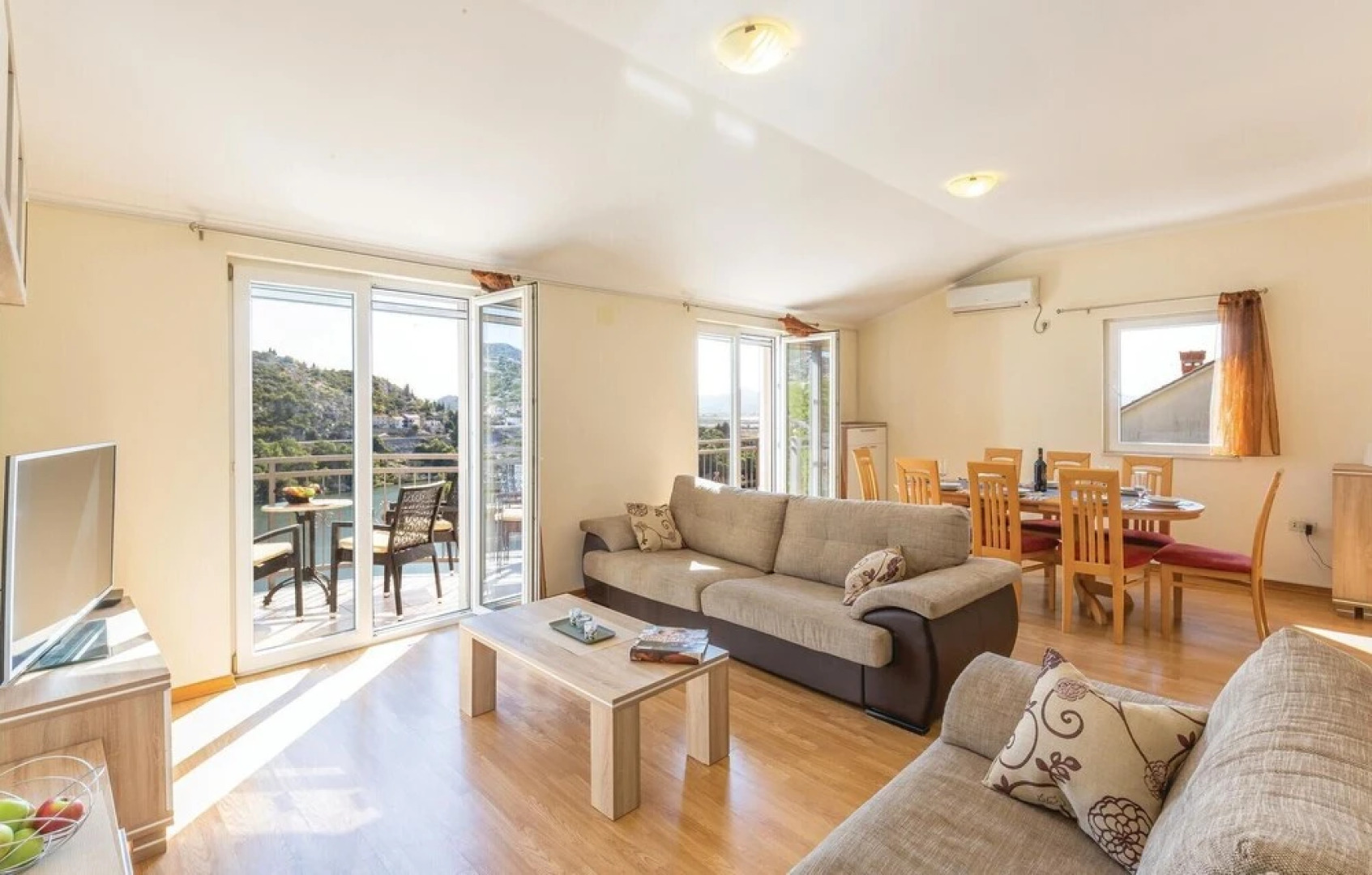 Stunning Apartment in Birine With 3 Bedrooms and Wifi