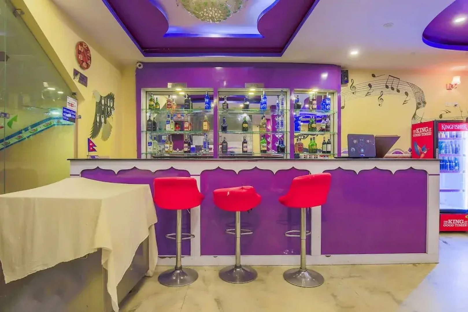 OYO 406 Hotel Diamond