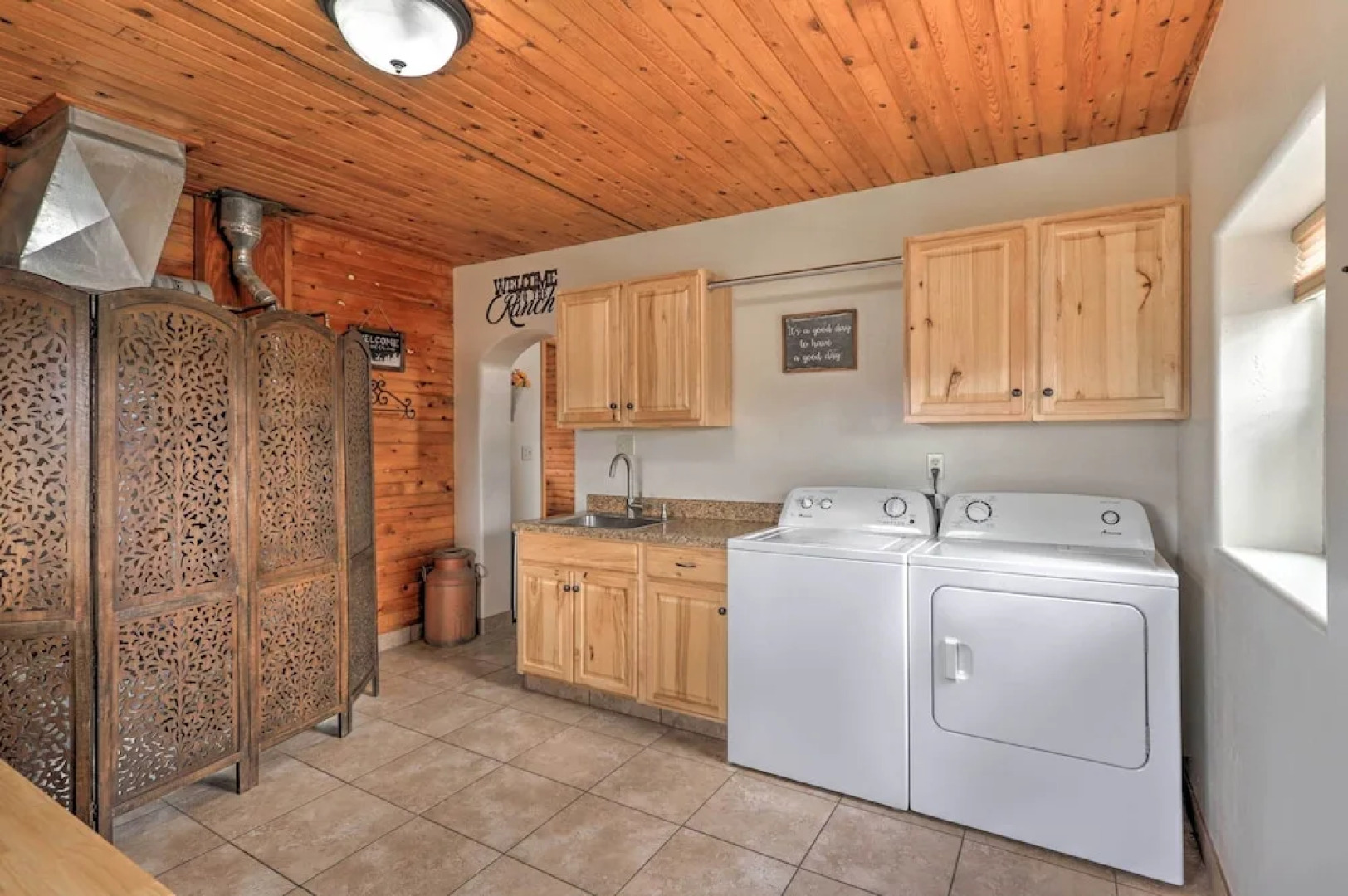 Secluded Cabin w/ Hot Tub, Game Room & Views!