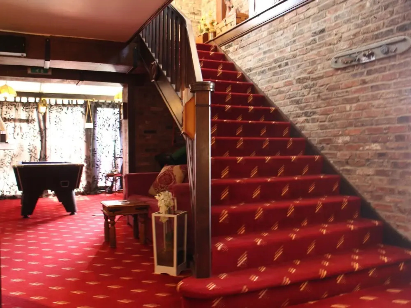 Crown Lodge Bed & Breakfast