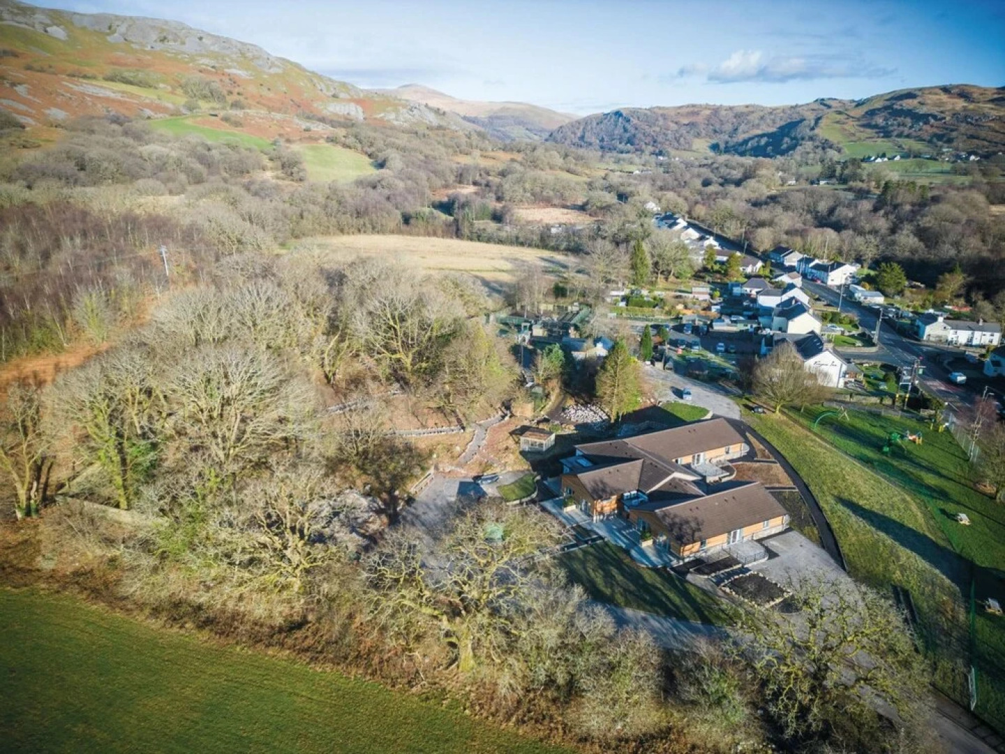 Suite 2 - Sleeping Giant Hotel - PEN Y CAE Inn