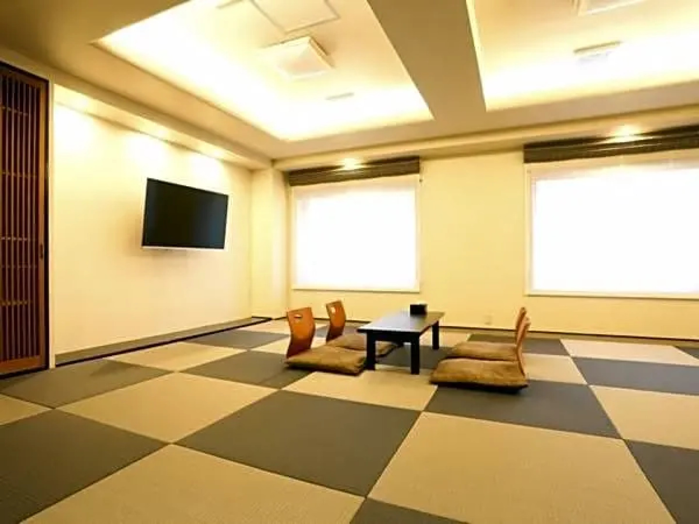 Tabist S.hyde Park Koga Station