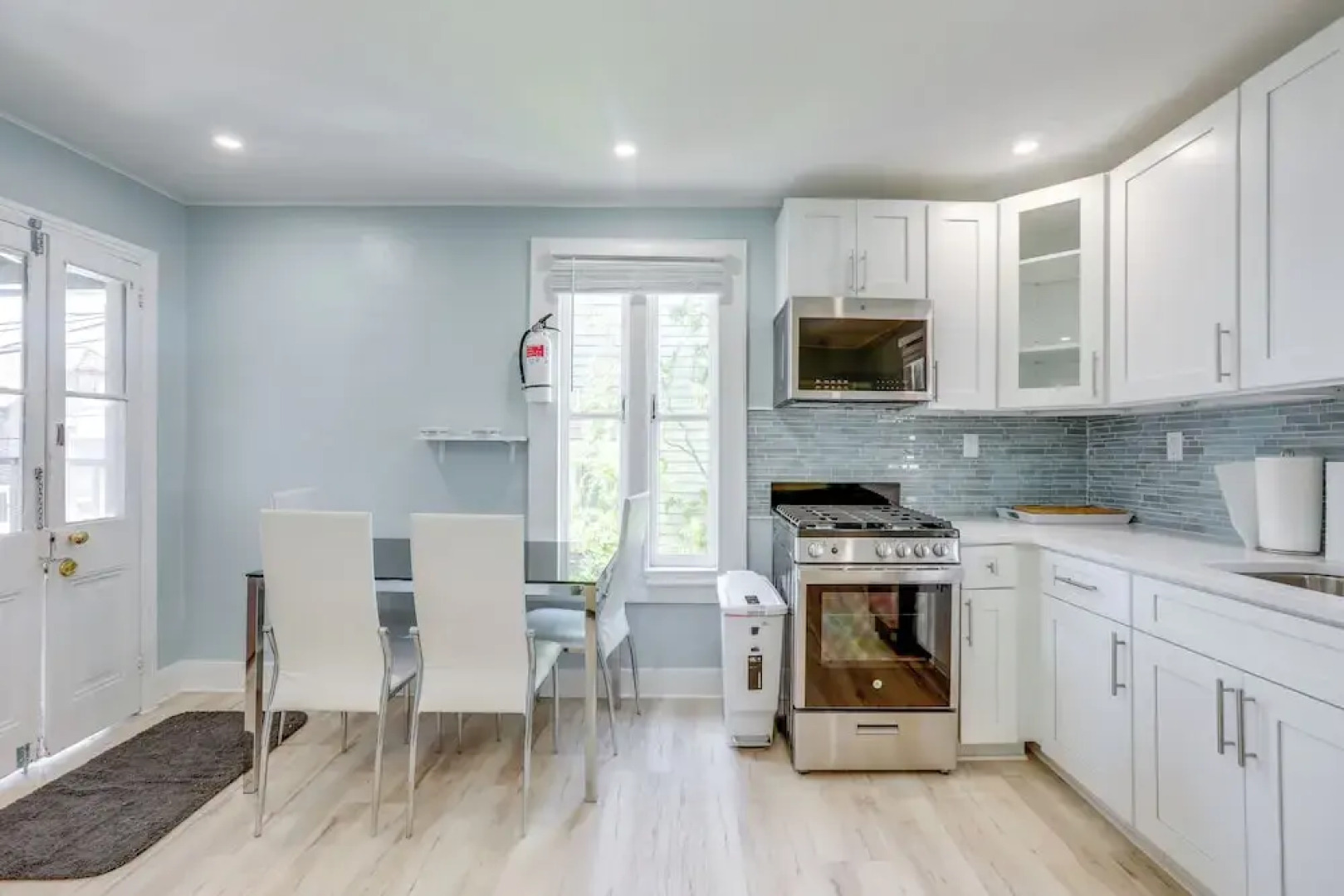 2 Blocks to Beach: Sunny Ocean Grove Apartment