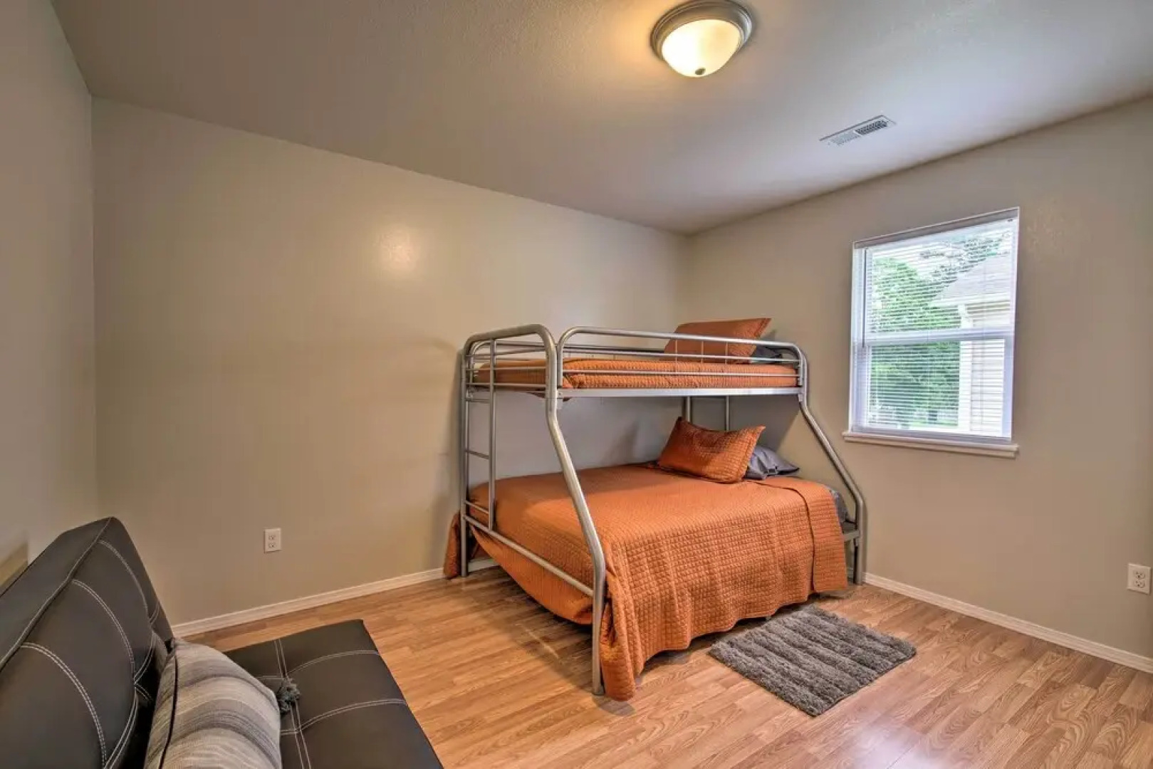 Comfy West Plains Home < 1 Mi to Main Street!