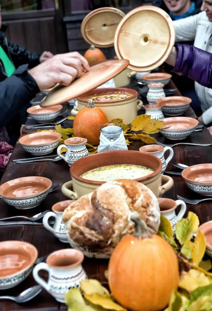 Potcoava Mountain Hideaway