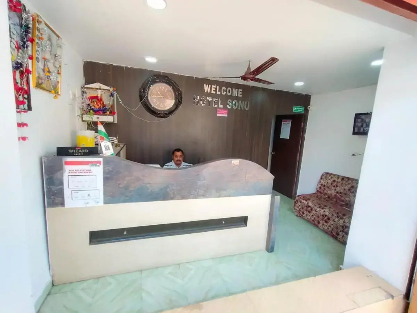 STAYMAKER Chakra Nayan Tara Sonu Inn