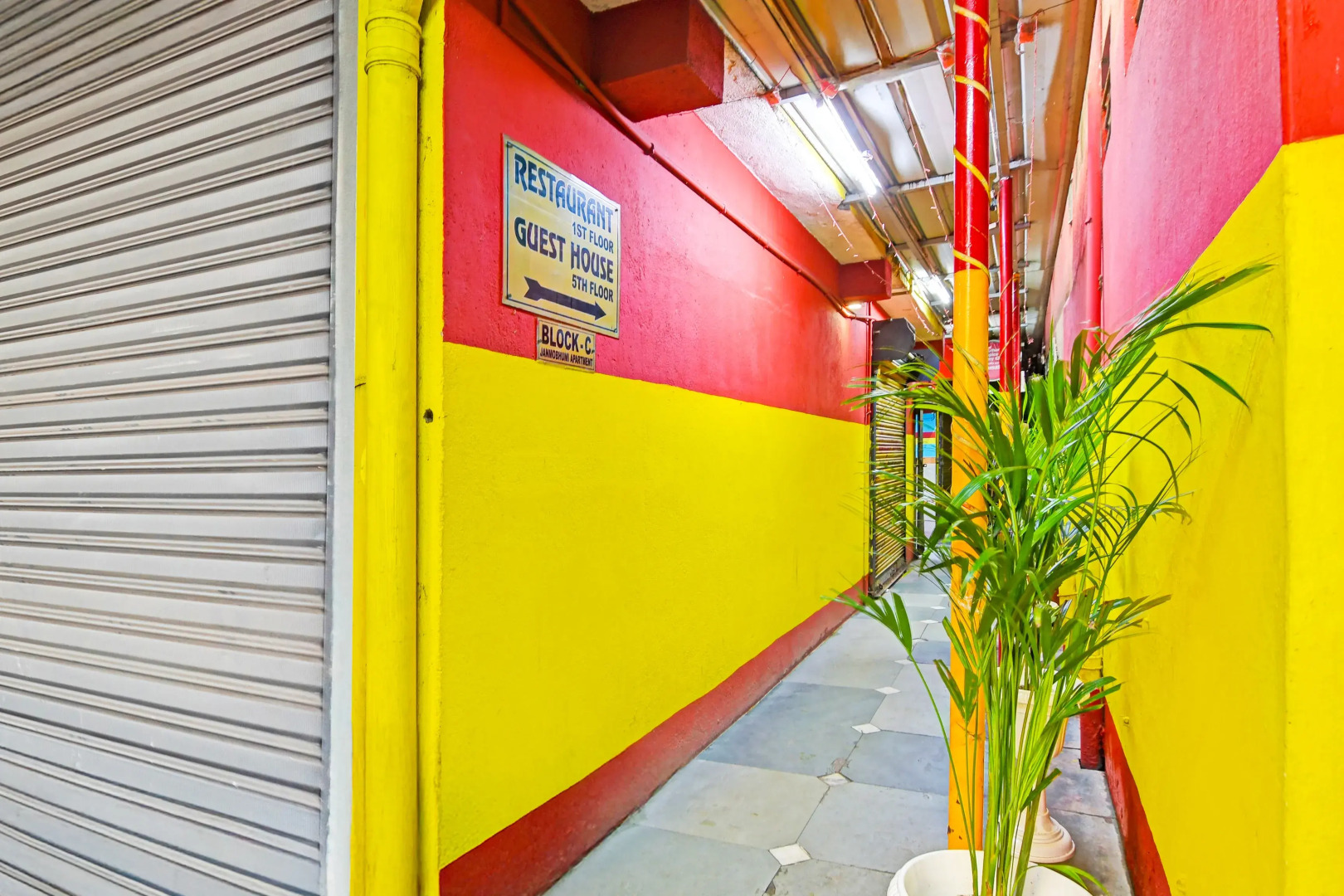 Super Hotel O Rishra Railway Station Formerly Green Guest House