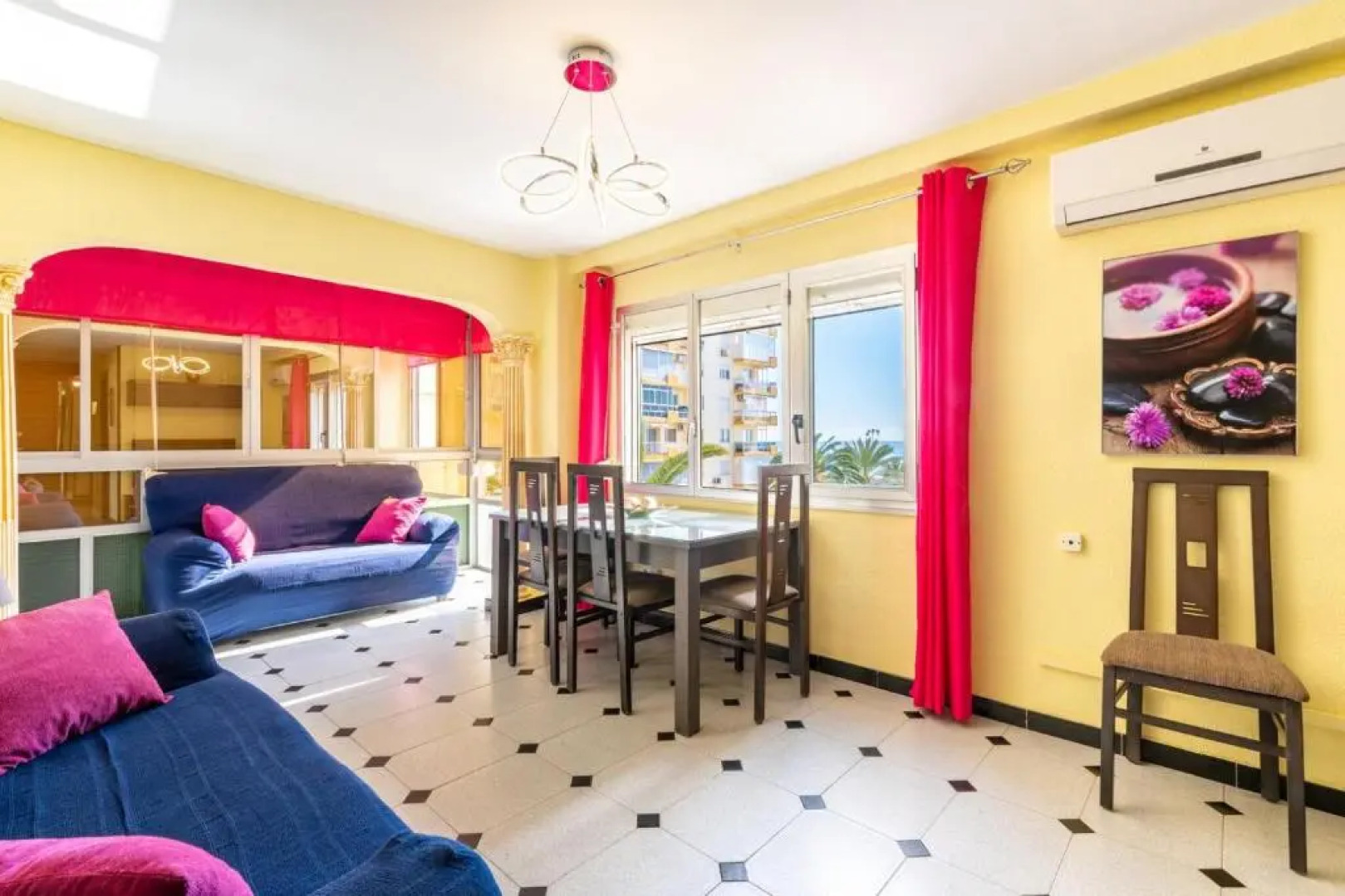 Valparaiso Apartment 50 mts from Beach, pools, sea views, tenis, terrace