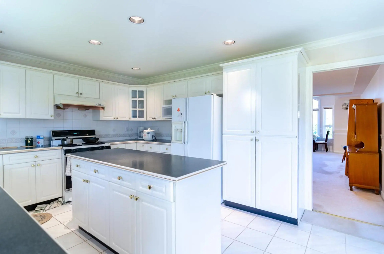 3 Private, spacious, bright rooms in a Gorgeous house