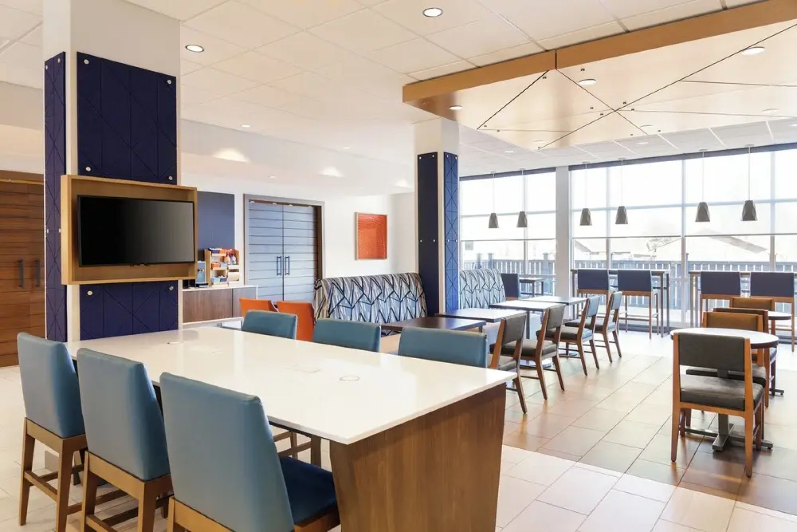 Holiday Inn Express and Suites Colby by IHG