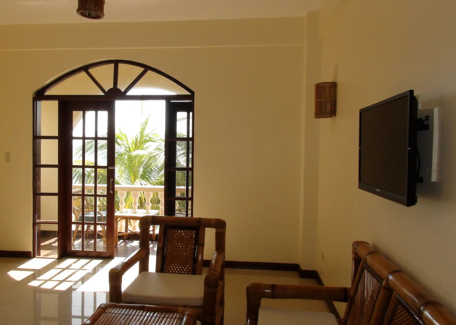 Squares Beachside Apartments