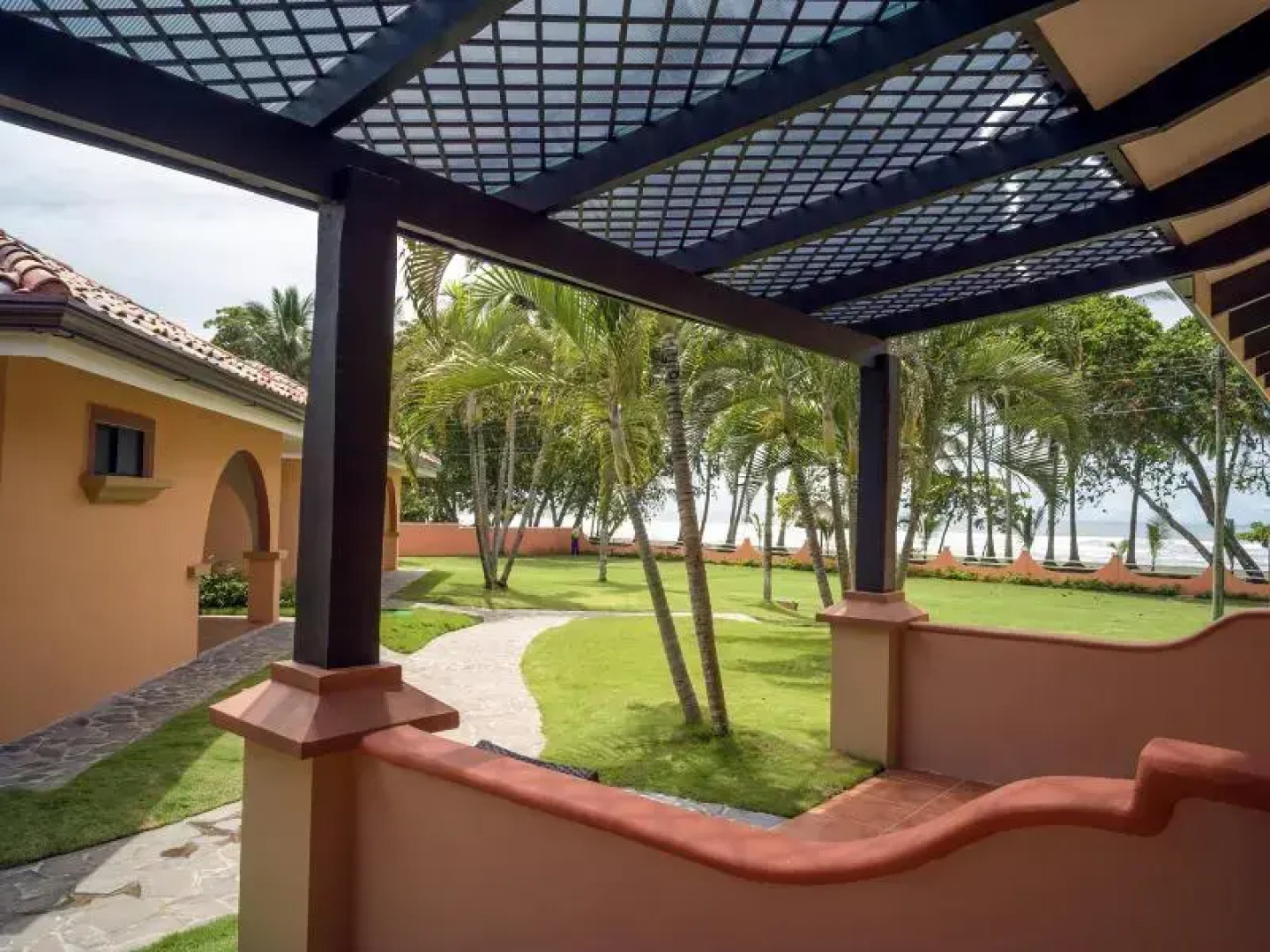 Sunset Del Mar Resort