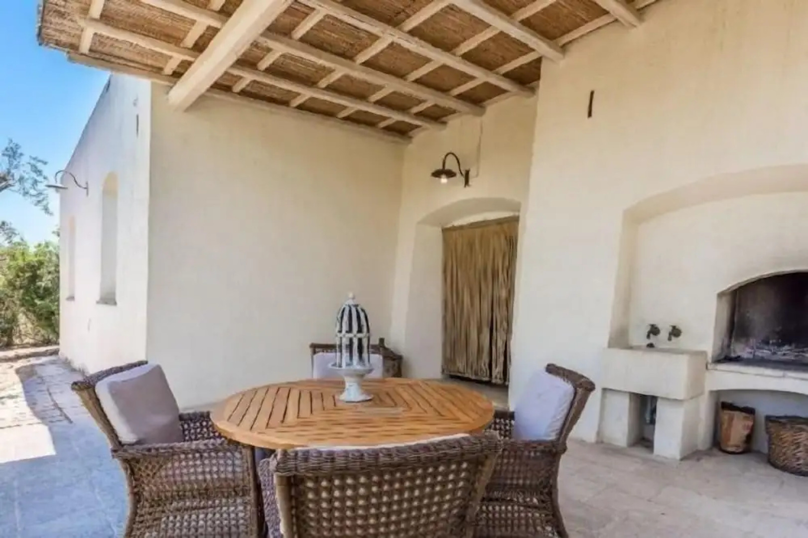 Tia Maria Country Inn