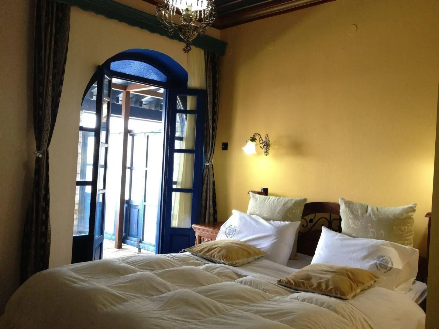 Zarkada Archontiko Hotel