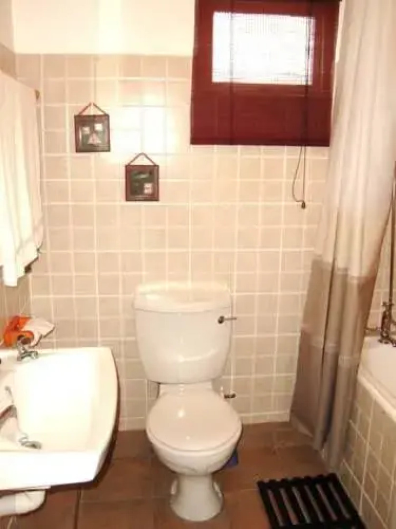 The Tweni Waterfront Guest Lodge