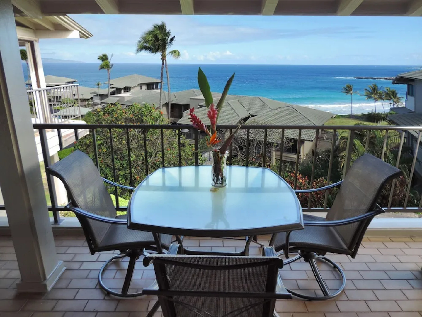 Bay Villa 19G4 Gold Beach Front by RedAwning