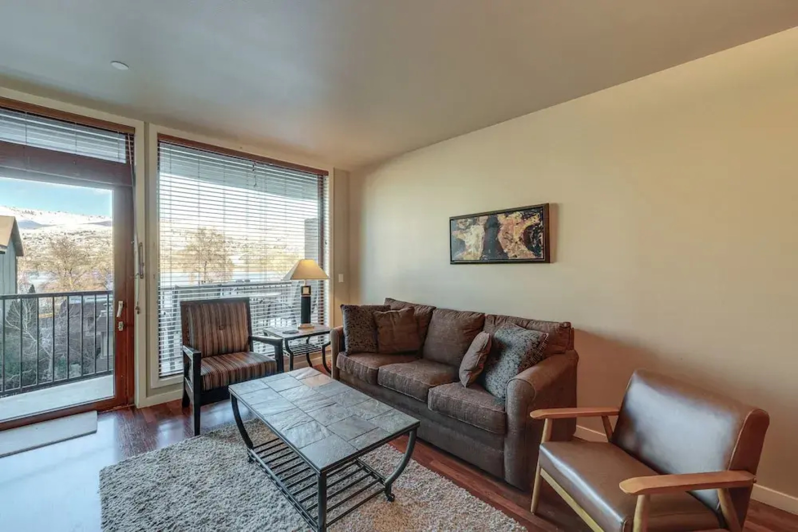 Resort Getaway on Lake Chelan: Pool + Beach Access