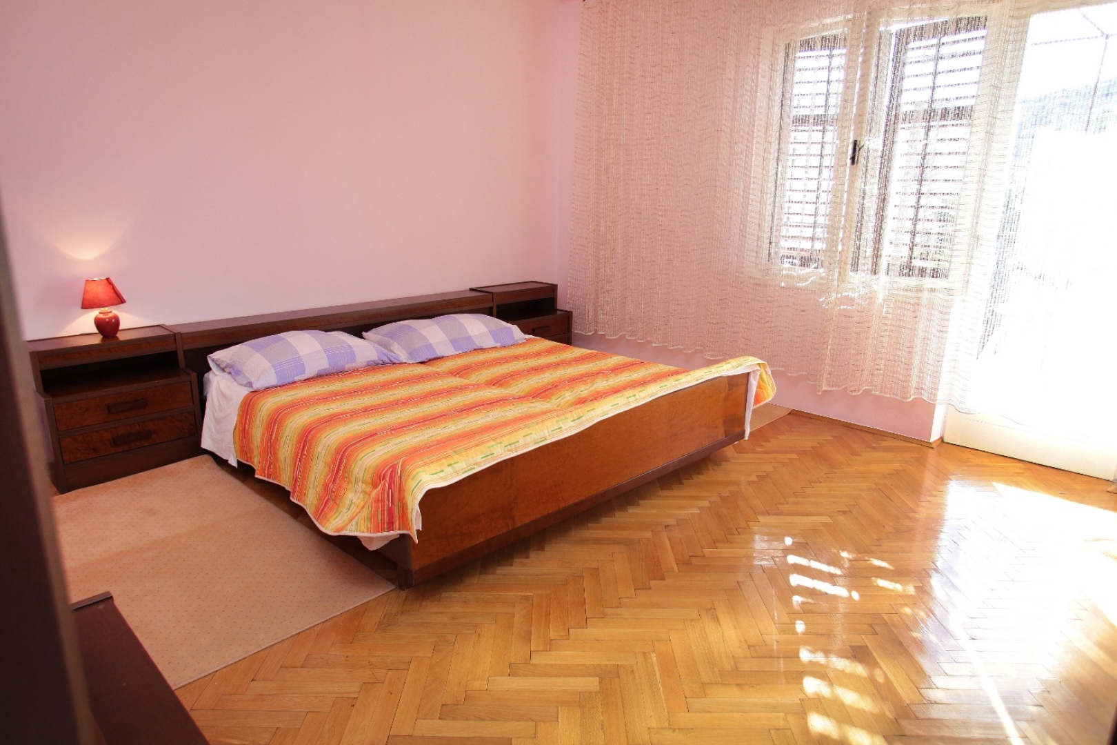 Apartment Marin - comfortable apartment near sea: A1 Vinisce, Riviera Trogir