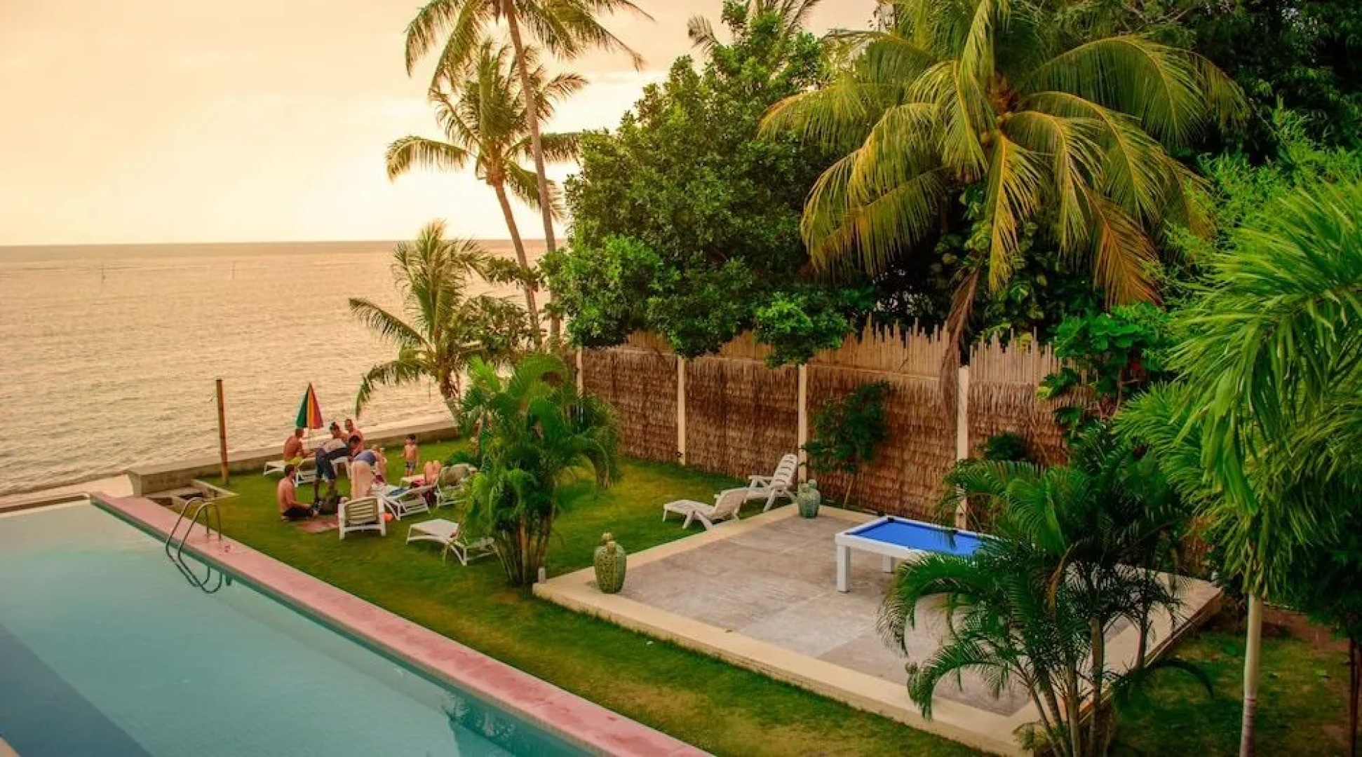 Le Divine Comedie Beach Resort