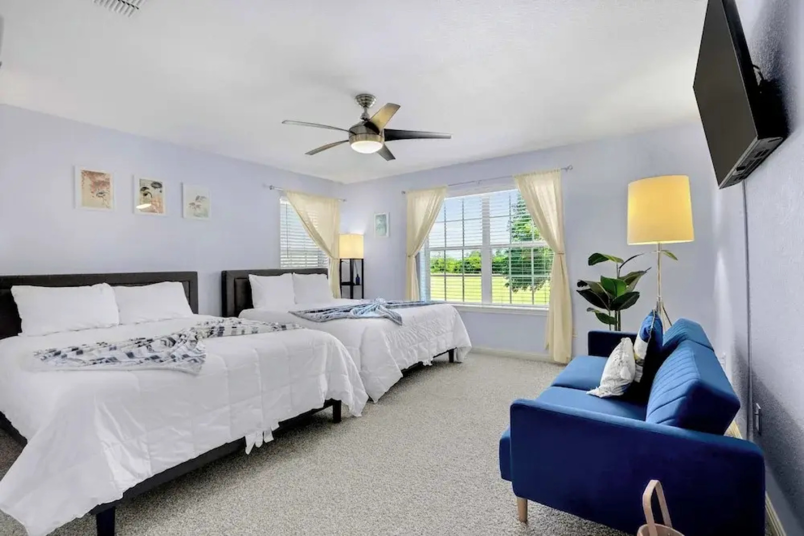 Spacious Retreat & Game Room Sleeps 12