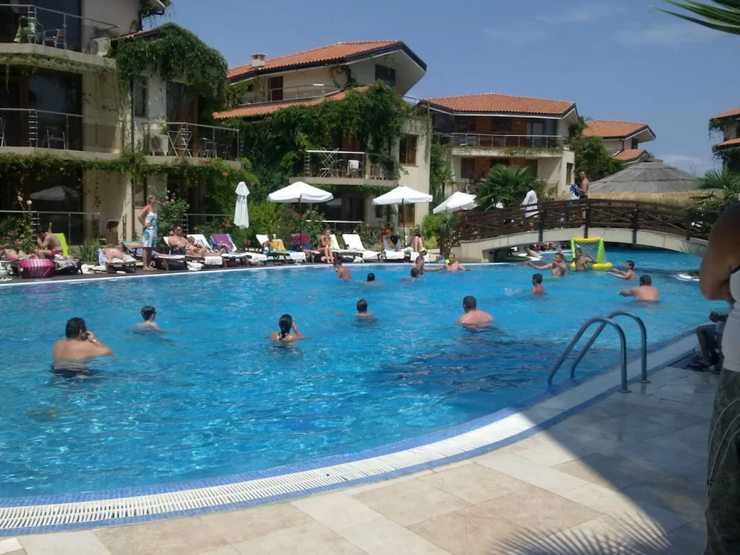 All inclusive Laguna Beach Apartaments