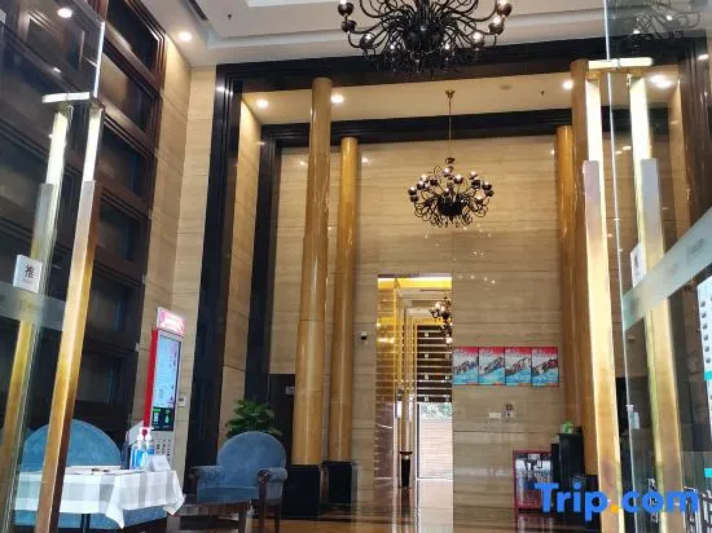 Shangcheng Apartment Hotel