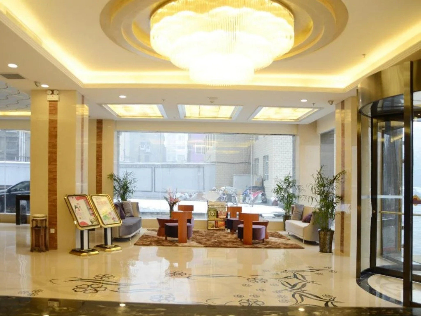 Changhong Hotel Changyuan Xiangyang