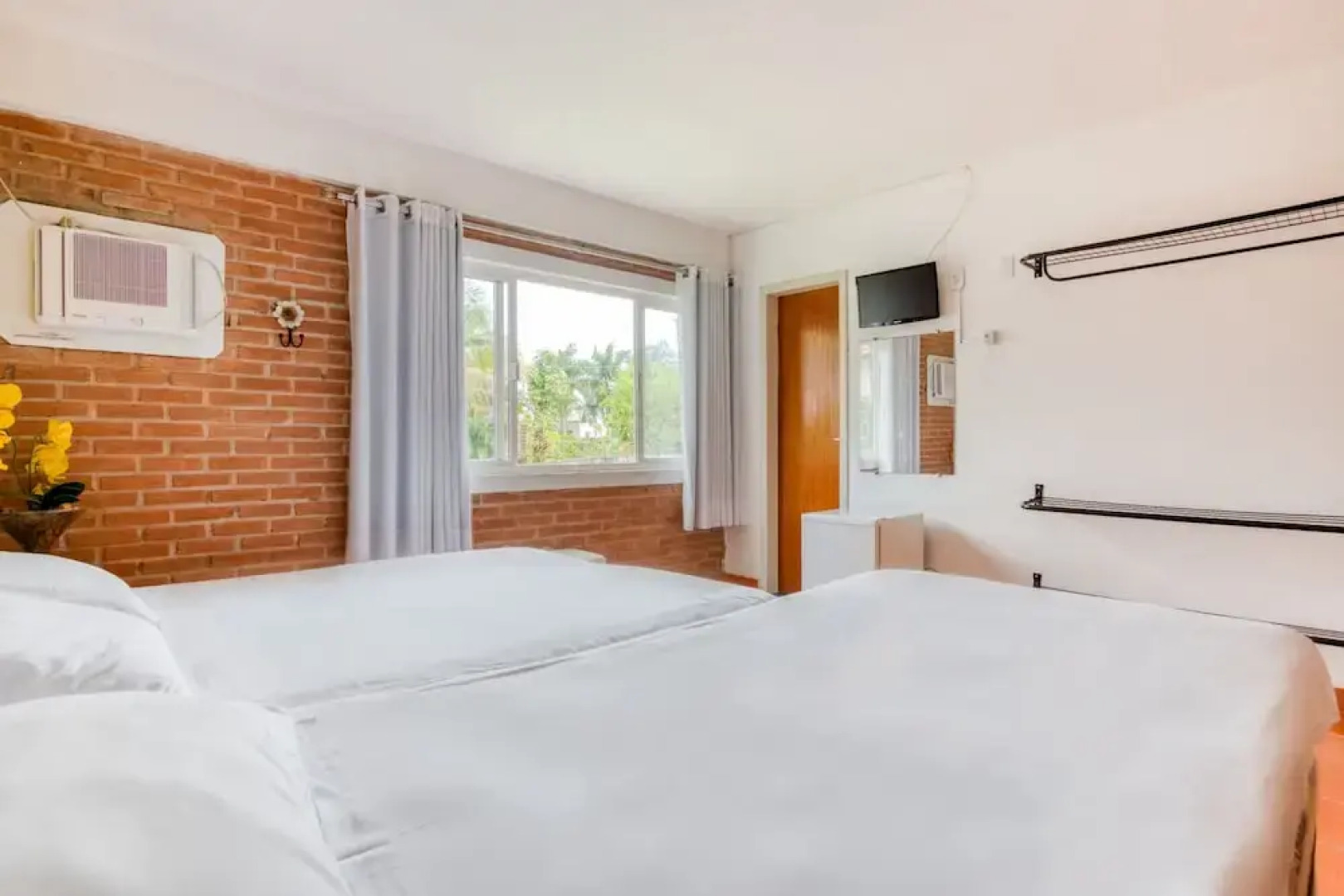 OYO Pousada Pomar de Manguinhos