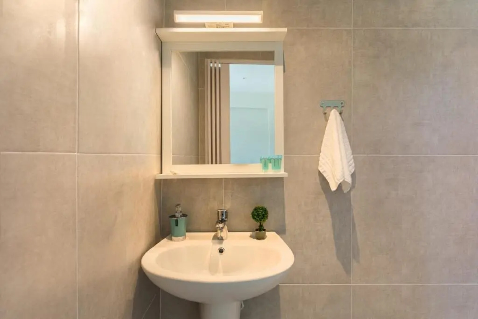 V Luxury Apartments Posidi