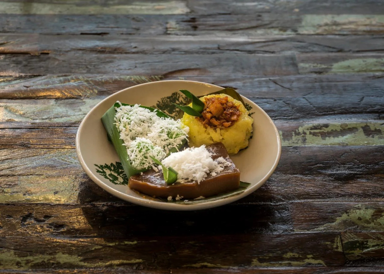 Treasures Hotel and Suites