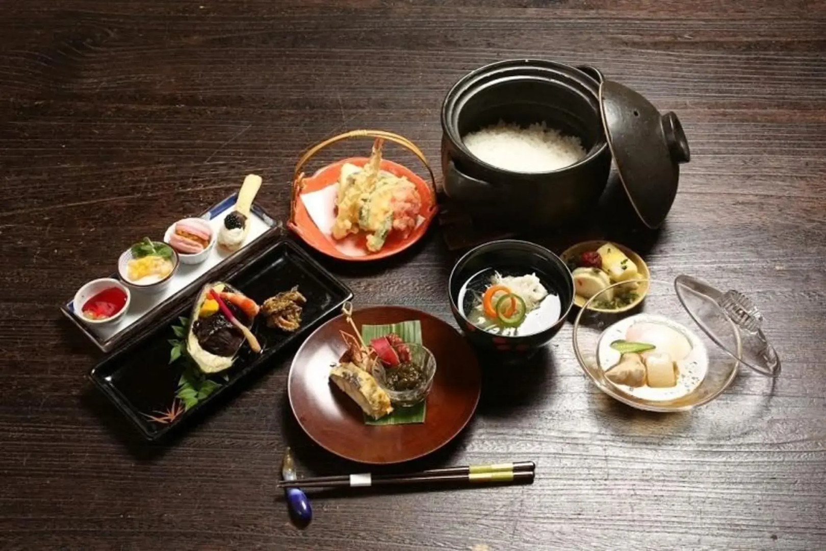 Chisanaoyado Senkobo