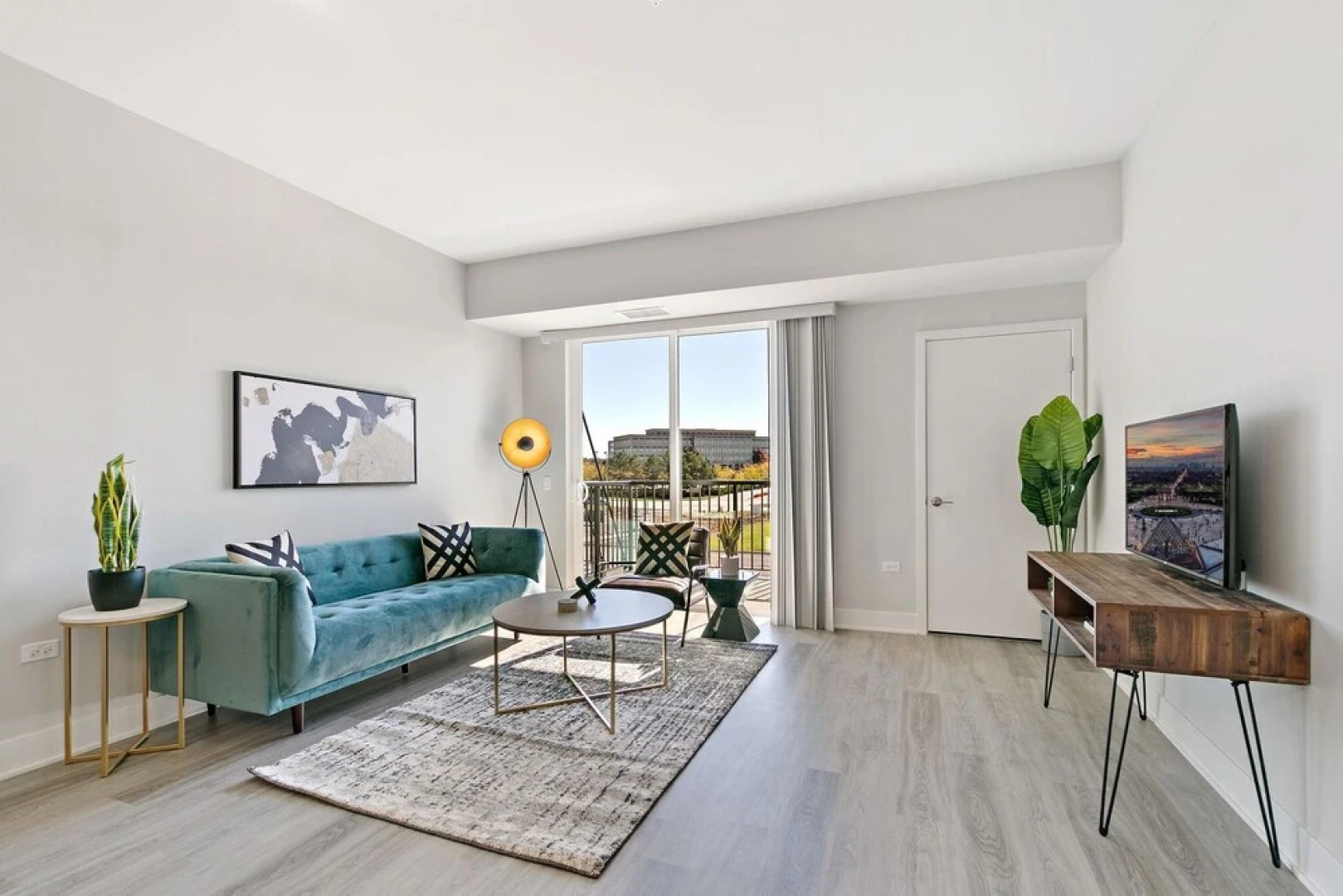 Modern Living 1BR in Warrenville