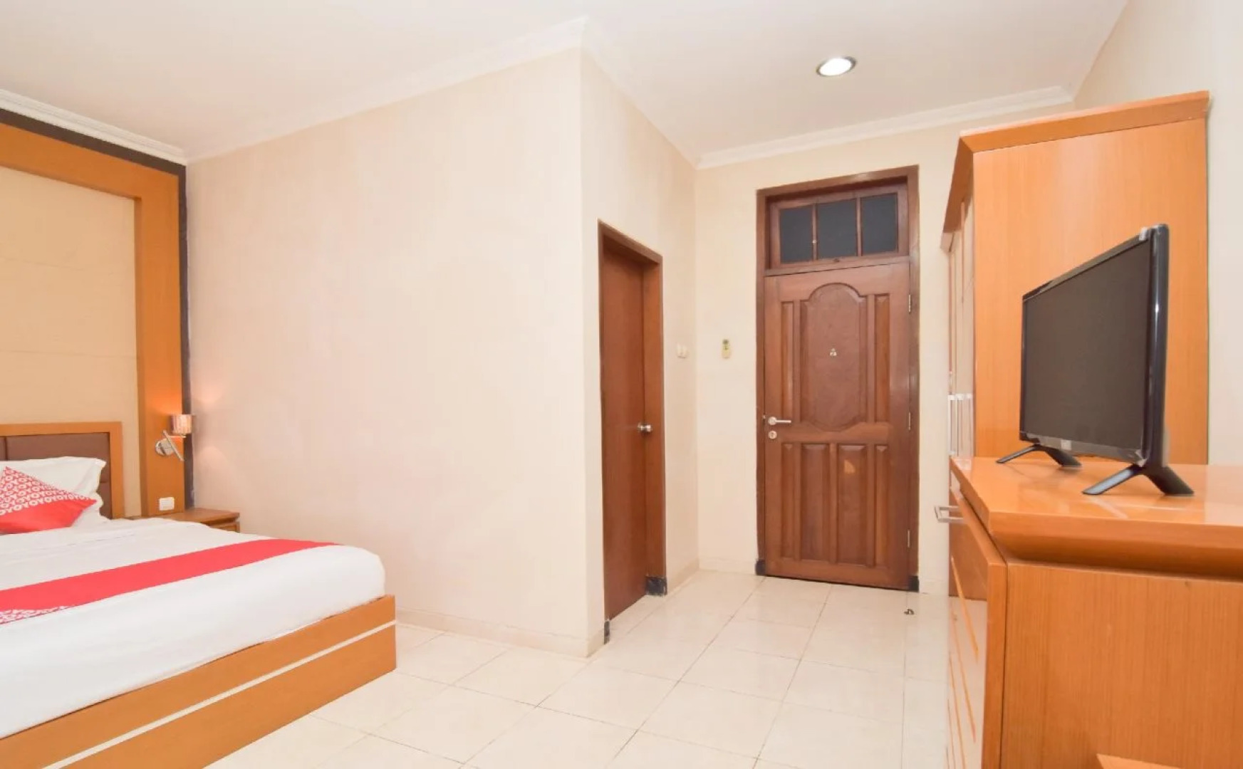 Hotel & Restaurant Basra