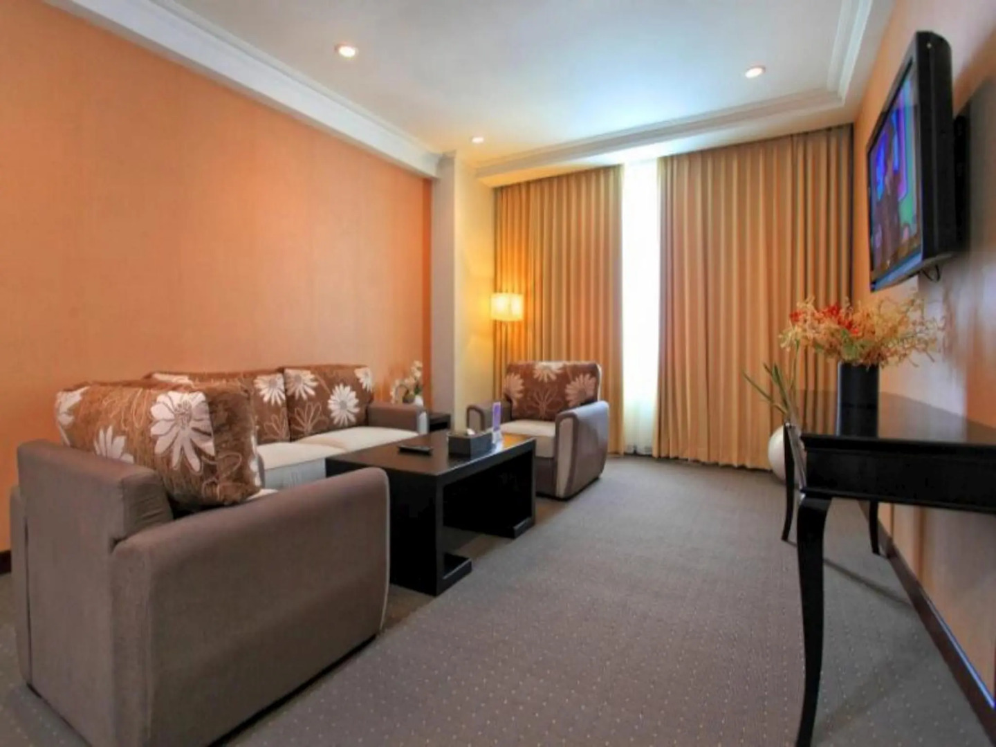 Hotel Menara Bahtera