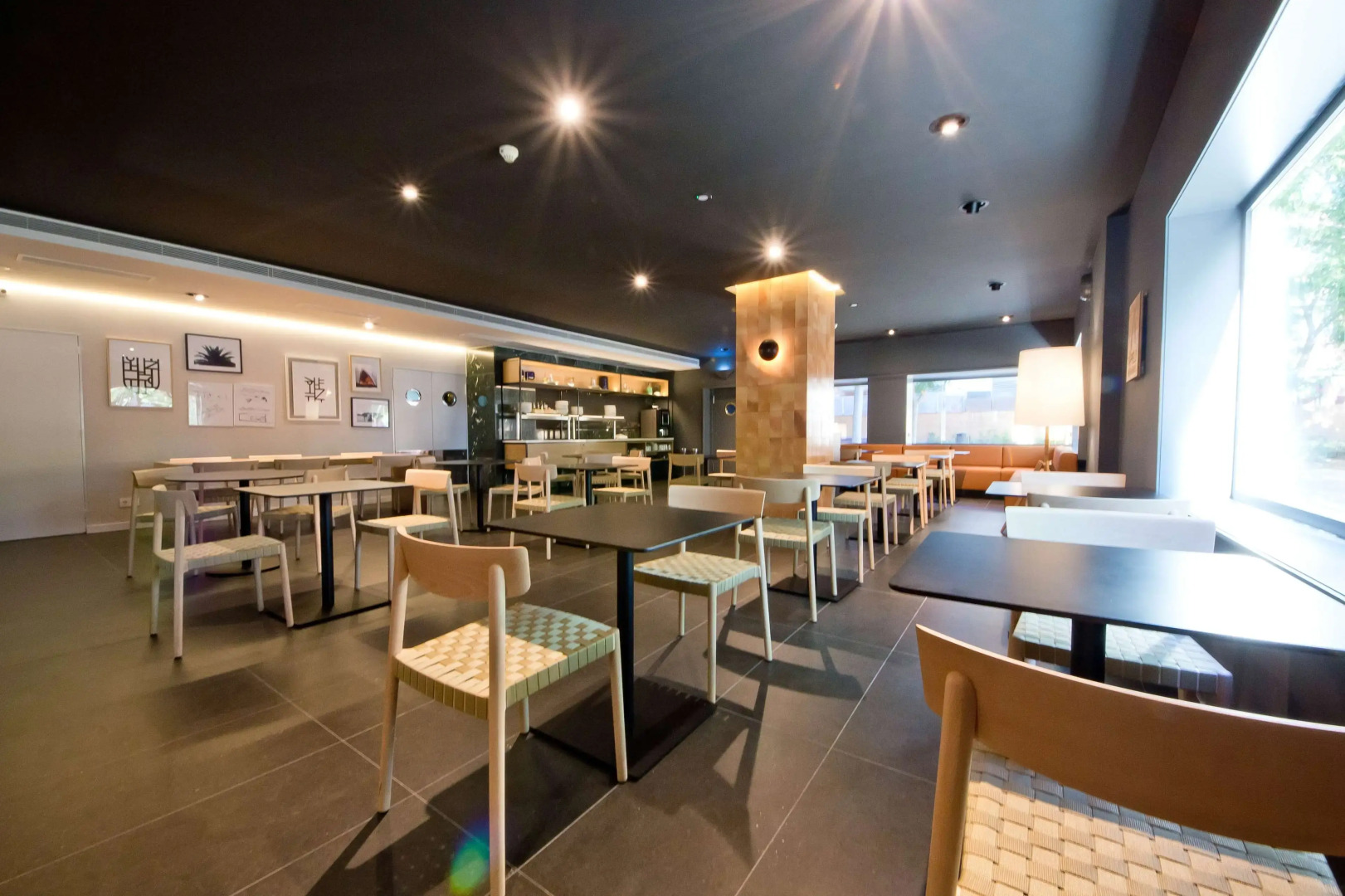 Aparthotel Atenea Valles