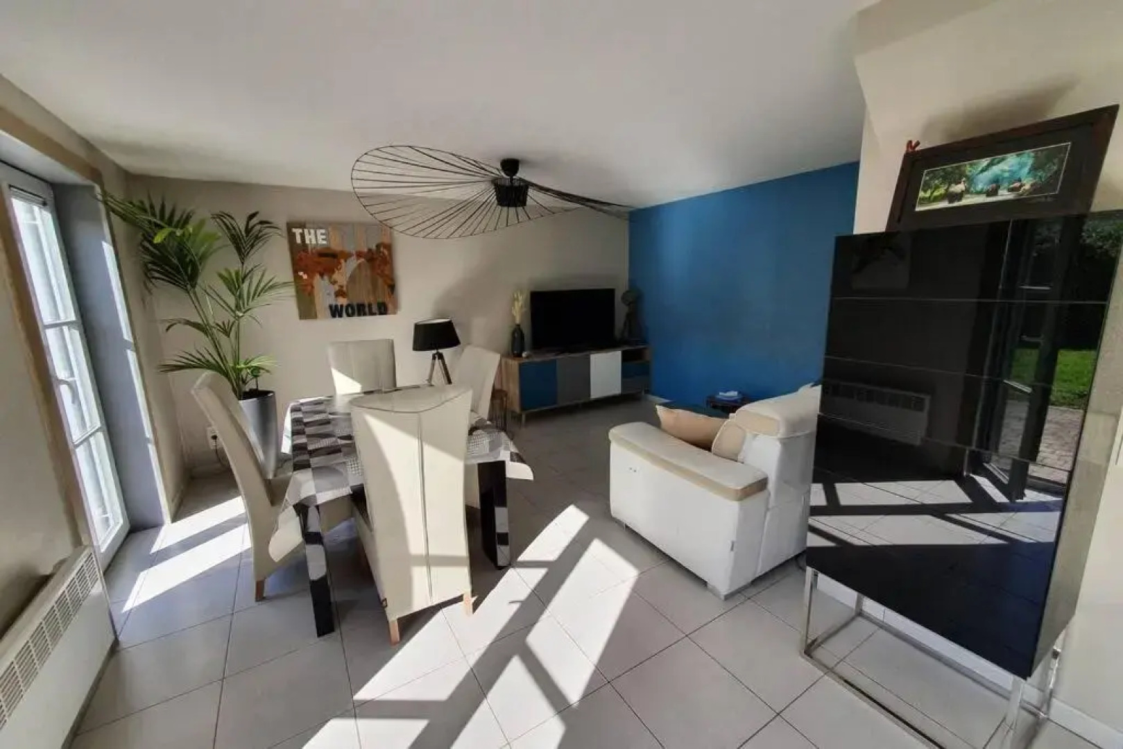 Maison Au Bord de Lac