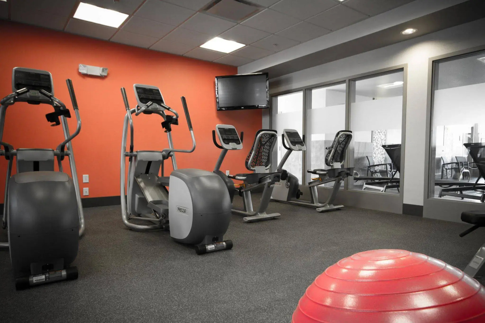 Hampton Inn & Suites DuPont