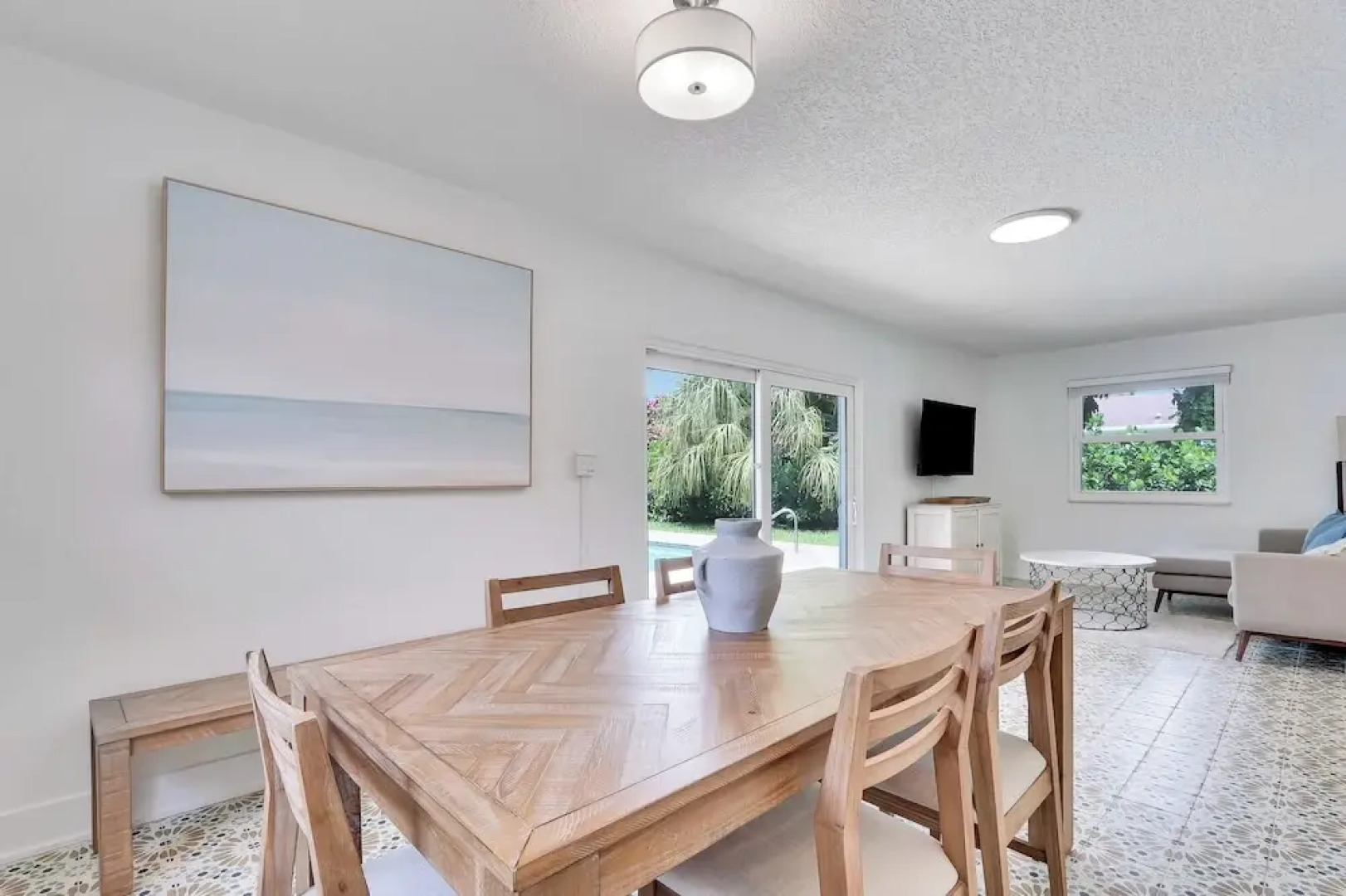 Private Pool + Bar: Palm Beach Gardens Getaway